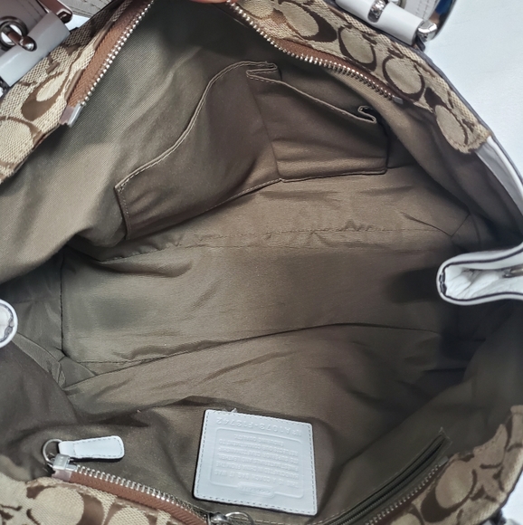 Coach Signature Handbag - Picture 6 of 9